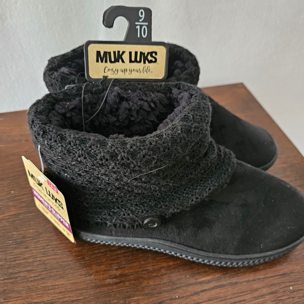 Muk Luks Womens Black Knit Faux Fur Lined Slipper‎ Boots Size L 9-10 New